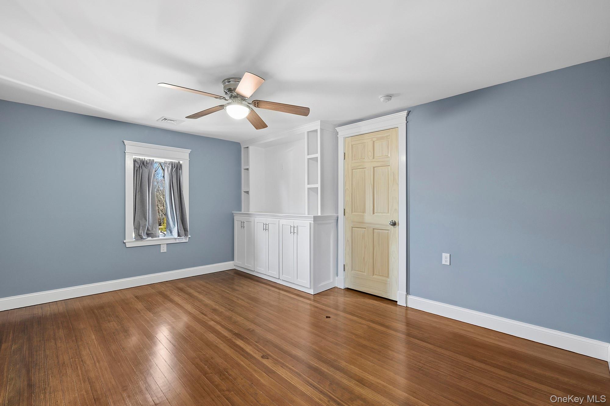 178 Main Road Riverhead, NY 11901 - Photo 21 of 28 Gallery Image 21