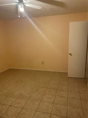 $1,650 | 10751 Corona Lane, Houston, TX 77072