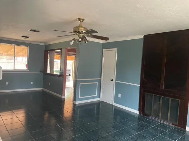 $1,650 | 10751 Corona Lane, Houston, TX 77072