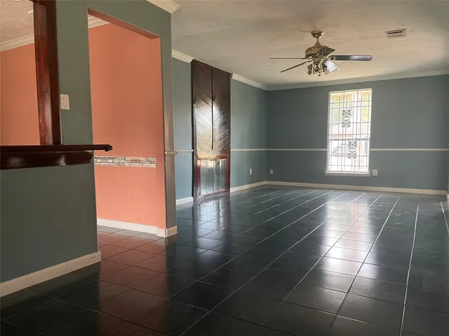 $1,650 | 10751 Corona Lane, Houston, TX 77072