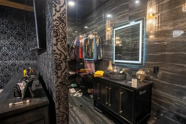 a view of an entryway
