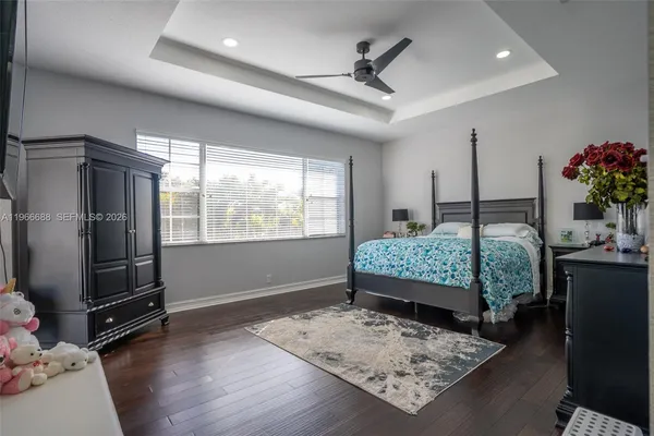 a view of a walk in closet