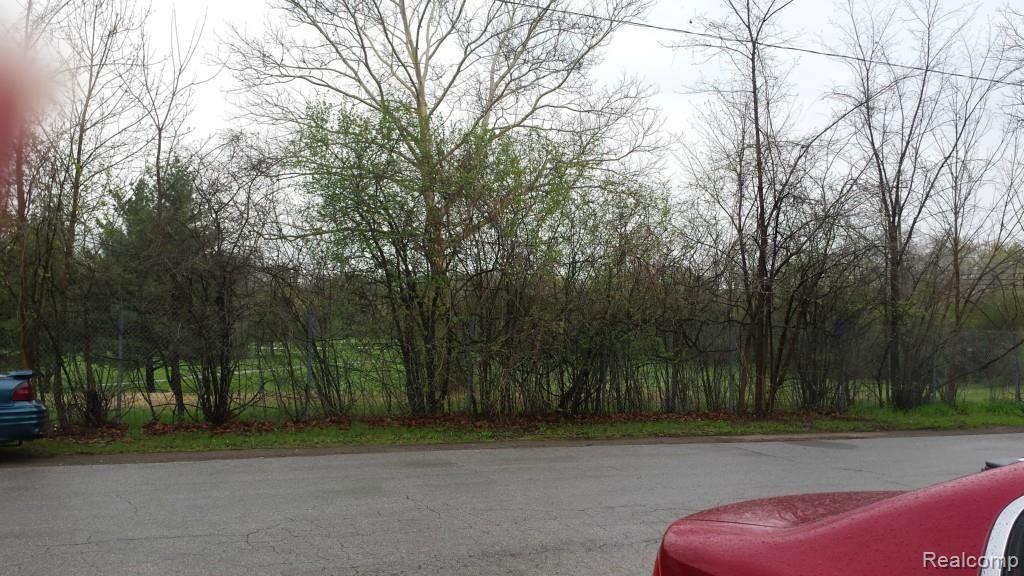 25544 Graham Road Redford, MI 48239 - Photo 16 of 16 35544 GRAHAM 015.jpg
