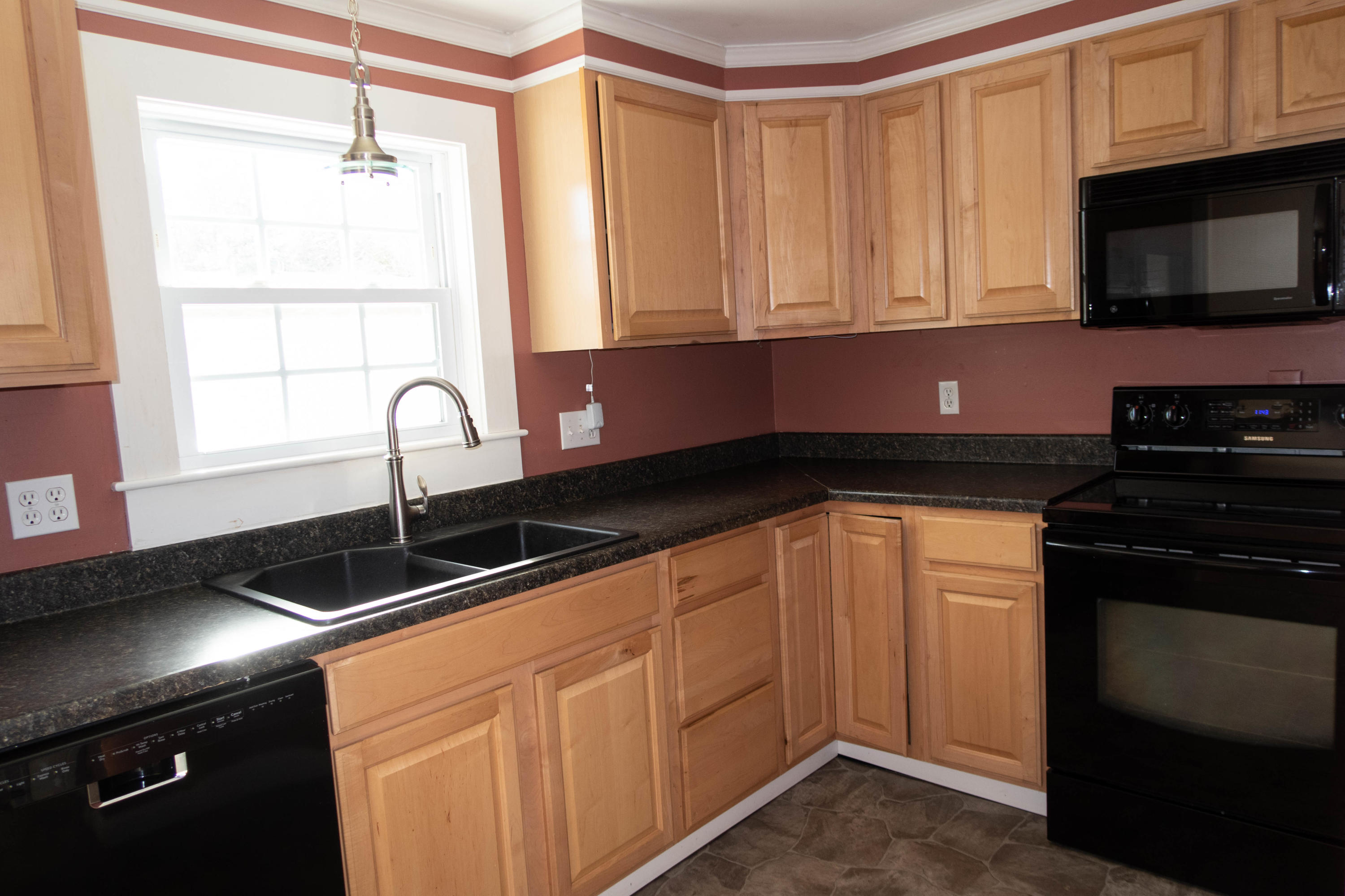 9 Blaine Road Farmingdale, ME 04344 - Photo 11 of 28 IMG_8082