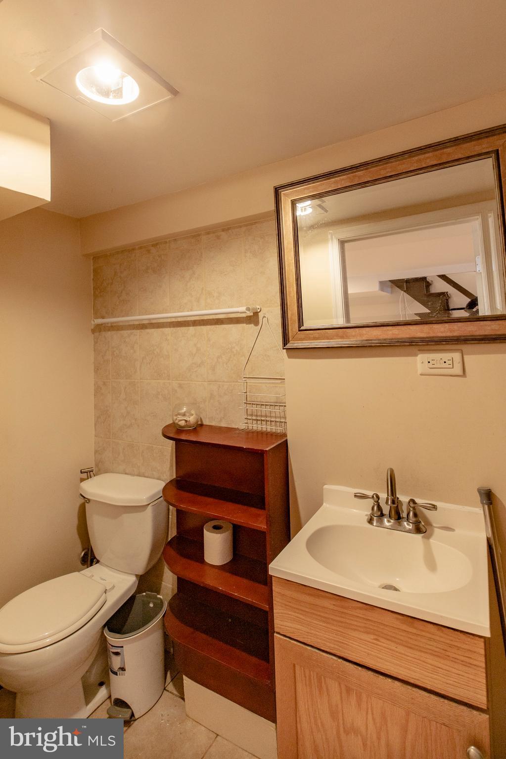 7534 Sherwood Road Philadelphia, PA 19151 - Photo 11 of 17 Gallery Image 11