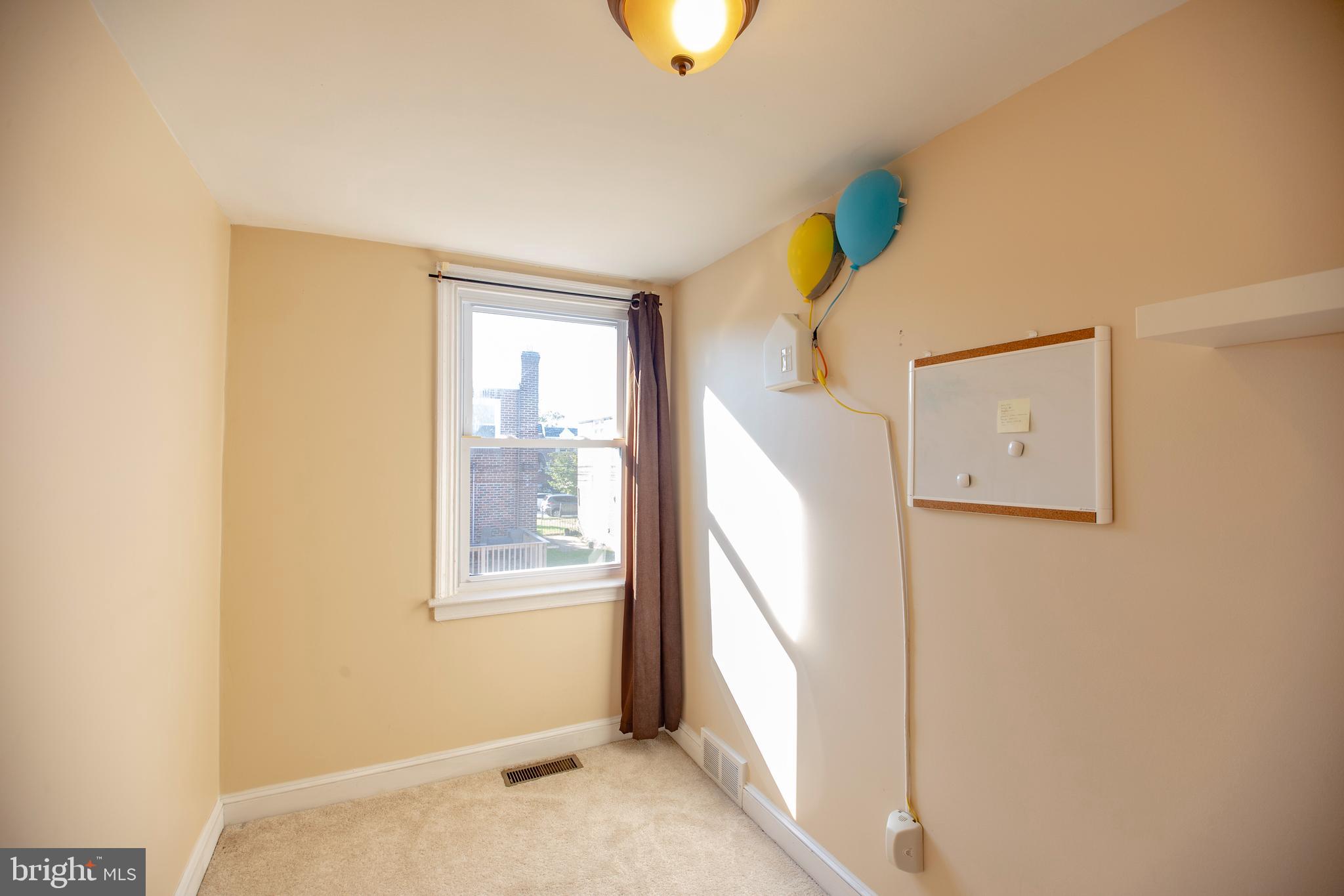 7534 Sherwood Road Philadelphia, PA 19151 - Photo 13 of 17 Gallery Image 13