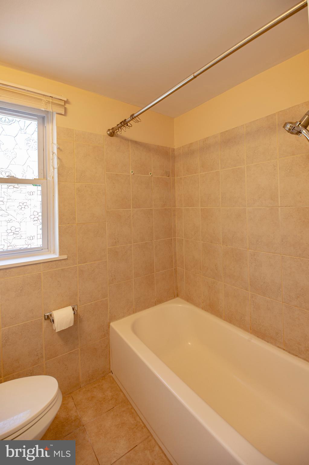 7534 Sherwood Road Philadelphia, PA 19151 - Photo 17 of 17 Gallery Image 17
