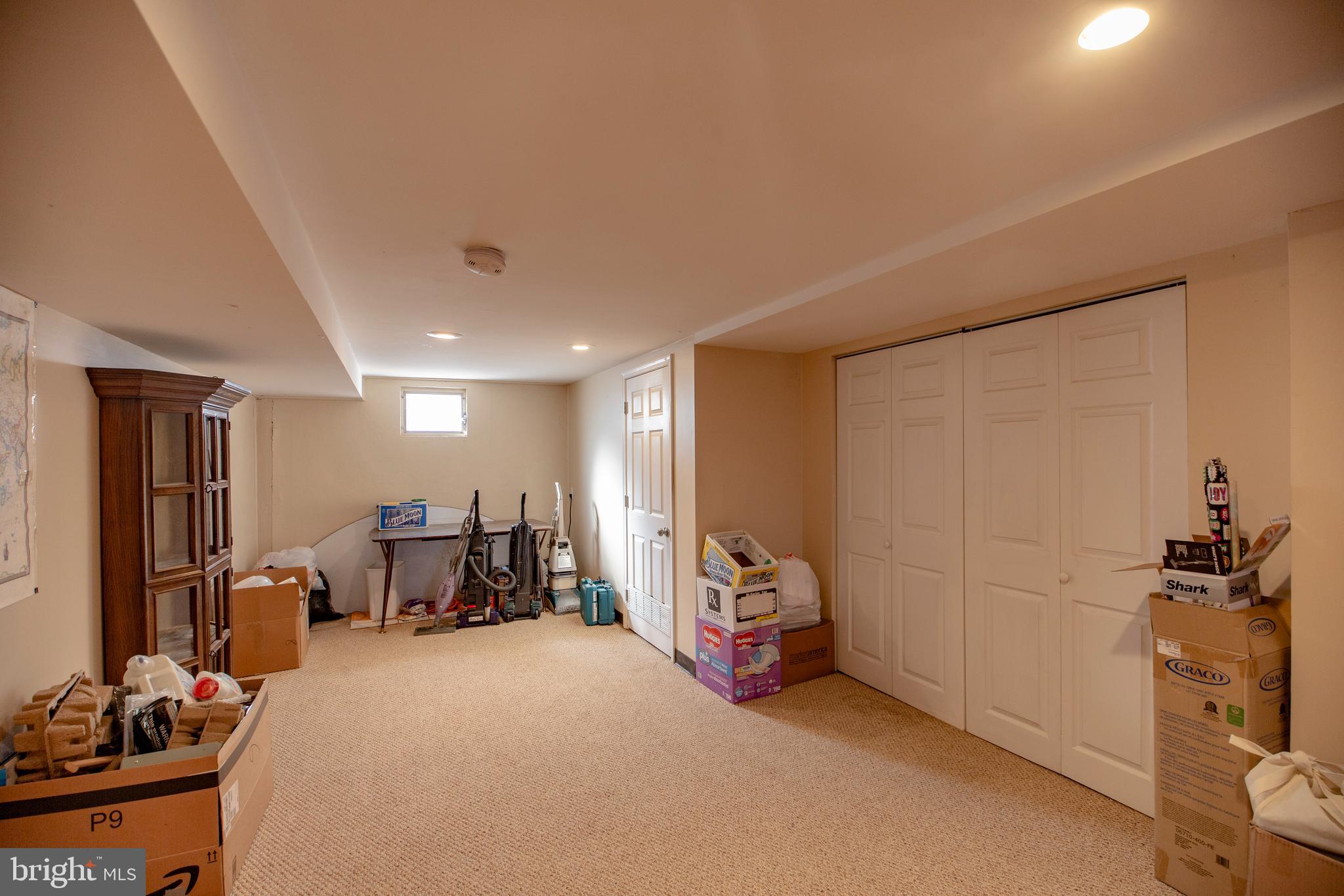 7534 Sherwood Road Philadelphia, PA 19151 - Photo 10 of 17 Gallery Image 10