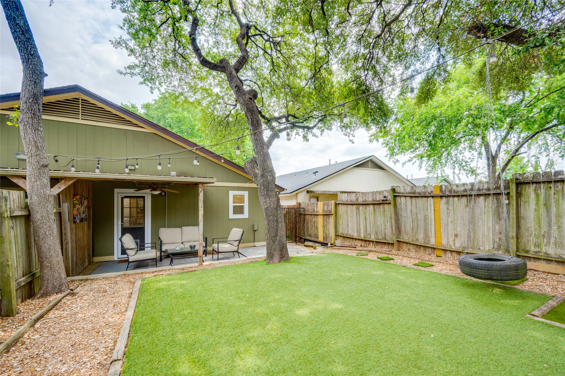 2412 Thornton Road, Unit B Austin, TX 78704 - Photo 25 of 31 Gallery Image 25