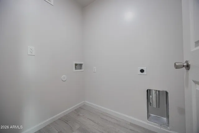 $1,295 | 2121 West Adams Street, Unit B105, Phoenix, AZ 85009