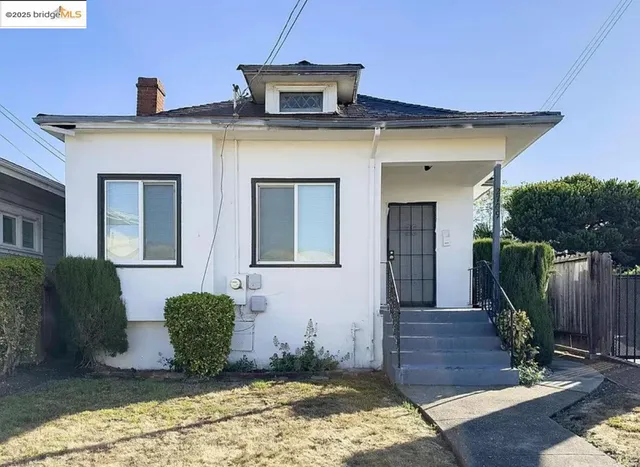 $675,000 | 2709 California Street, Berkeley, CA 94703