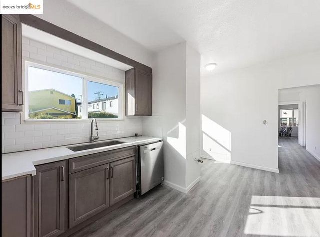 $675,000 | 2709 California Street, Berkeley, CA 94703