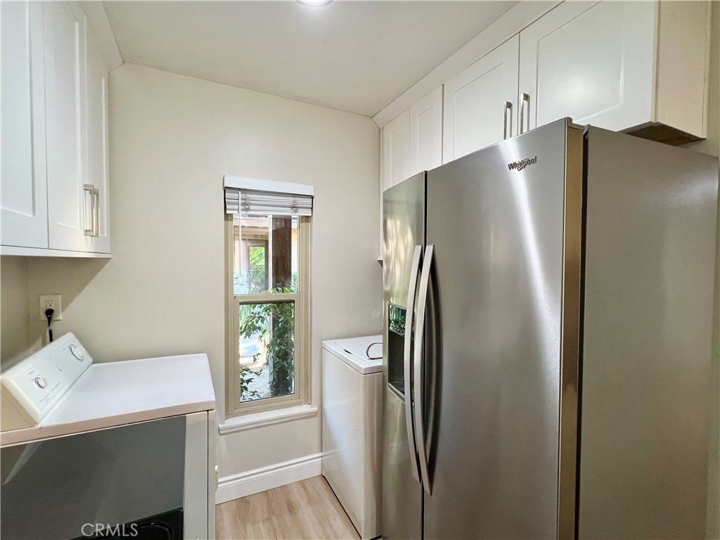 162 Tangelo Irvine, CA 92618 - Photo 4 of 14