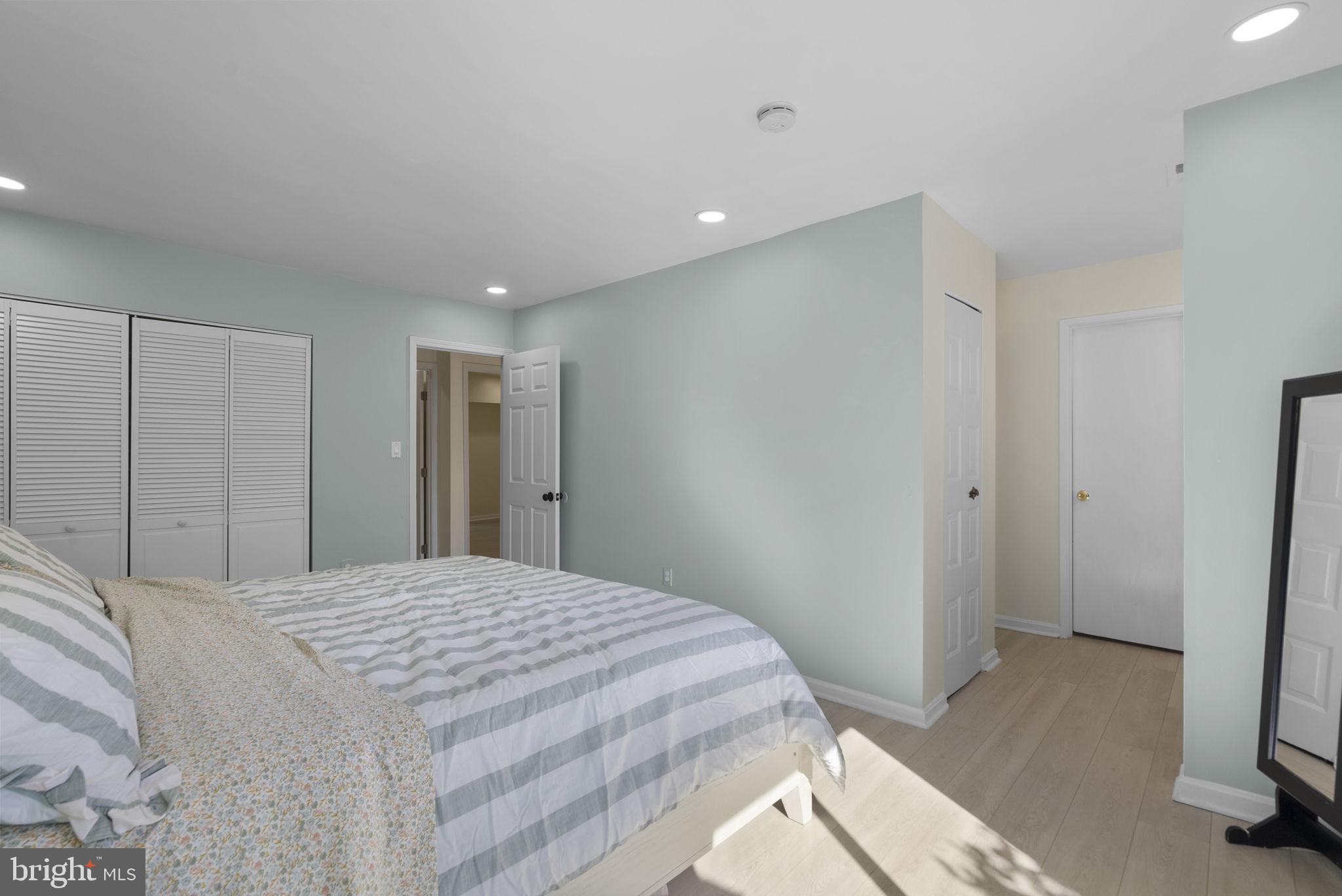 8002 Inverness Ridge Road Potomac, MD 20854 - Photo 22 of 46
