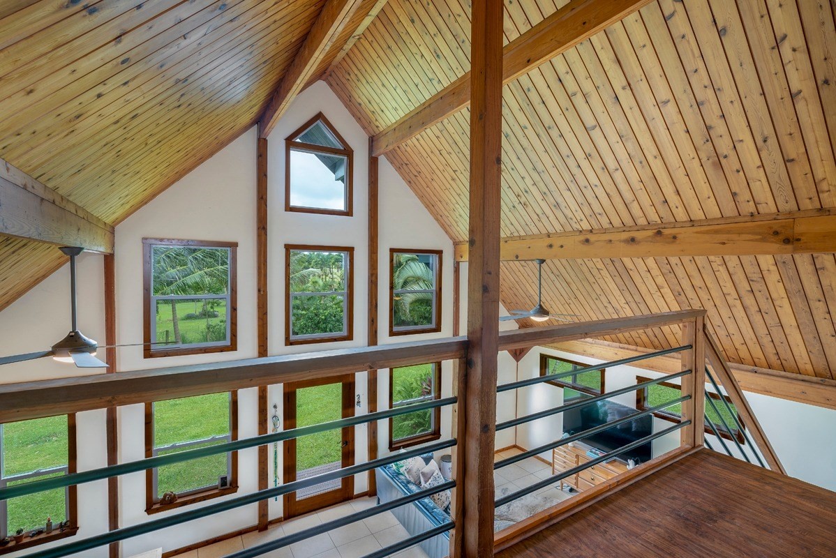1140 Puuopae Road, Unit 2 Kapaa, HI 96746 - Photo 9 of 29 a view of a porch with furniture