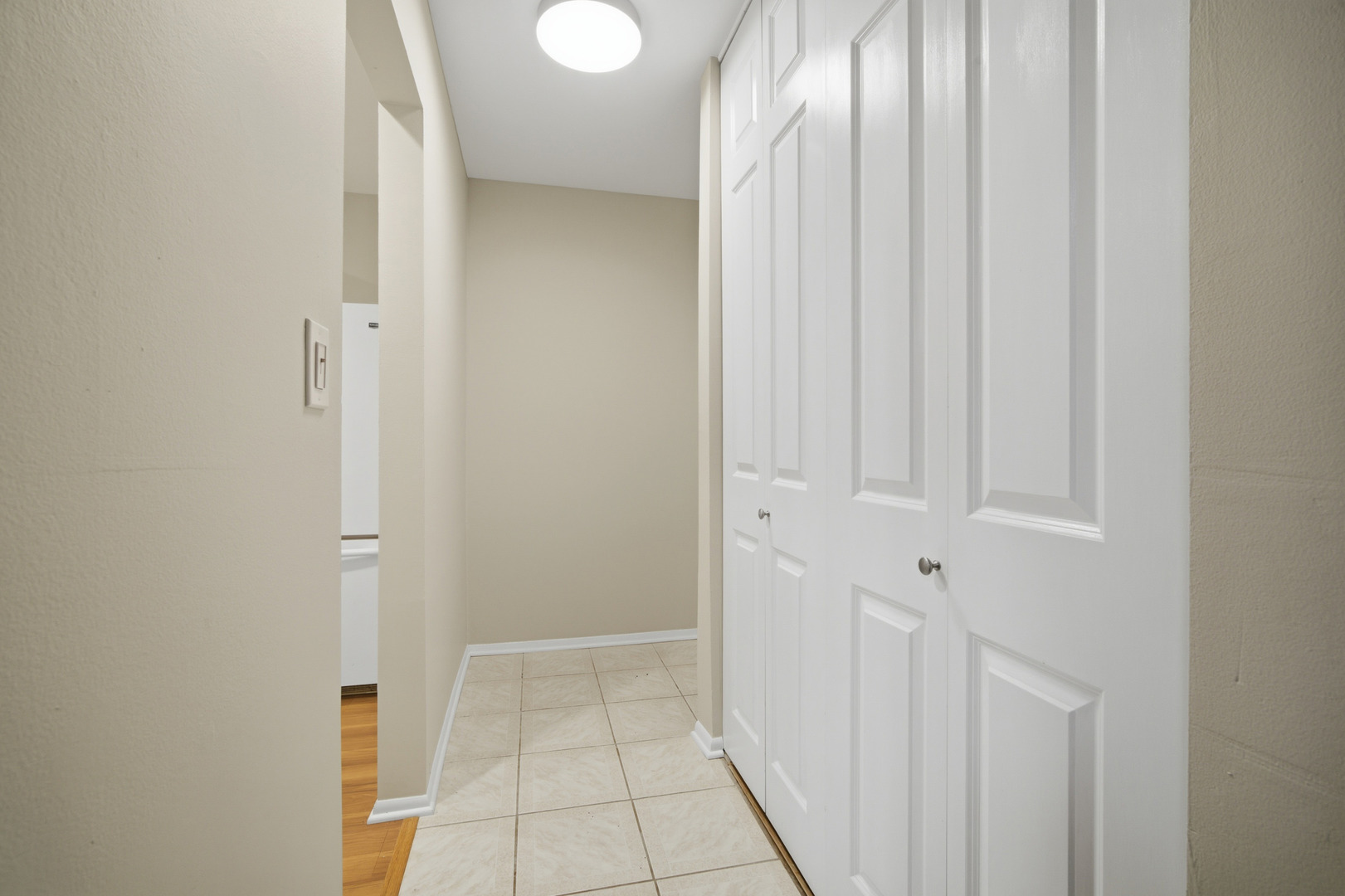 936 East Old Willow Road, Unit 104 Prospect Heights, IL 60070 - Photo 3 of 21