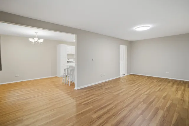 $219,000 | 936 East Old Willow Road, Unit 104, Prospect Heights, IL 60070