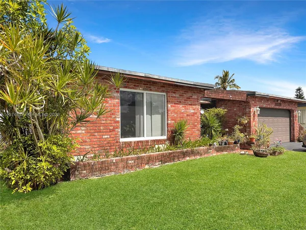 $675,000 | 11501 Northwest 41st Street, Sunrise, FL 33323