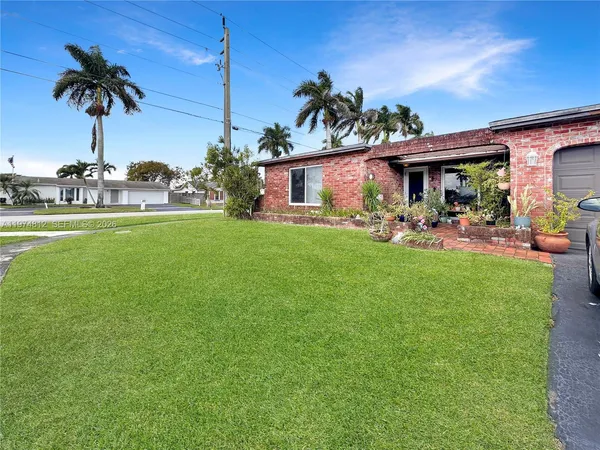 $675,000 | 11501 Northwest 41st Street, Sunrise, FL 33323