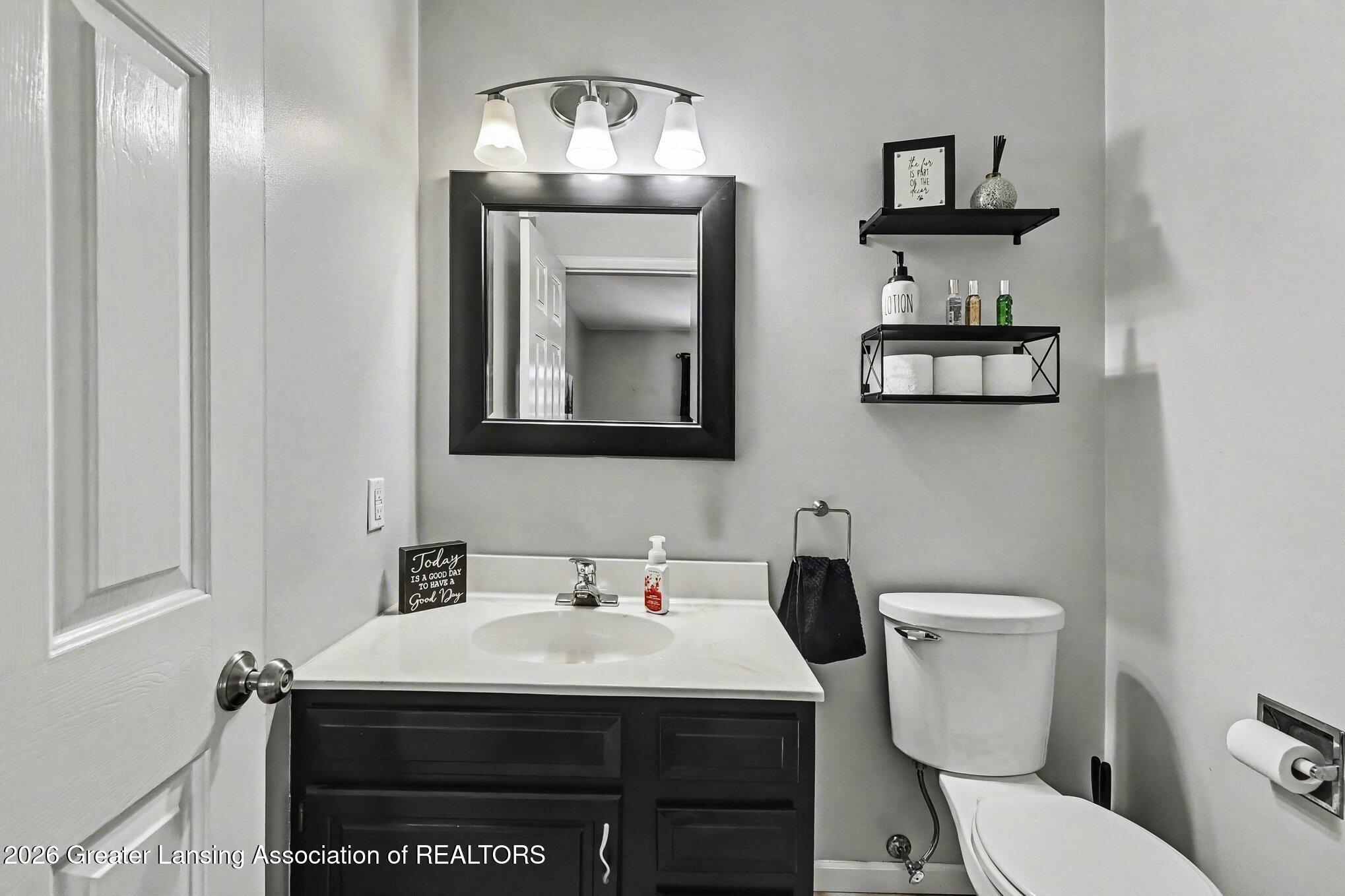 16505 Heim Road Chelsea, MI 48118 - Photo 12 of 29 Bathroom