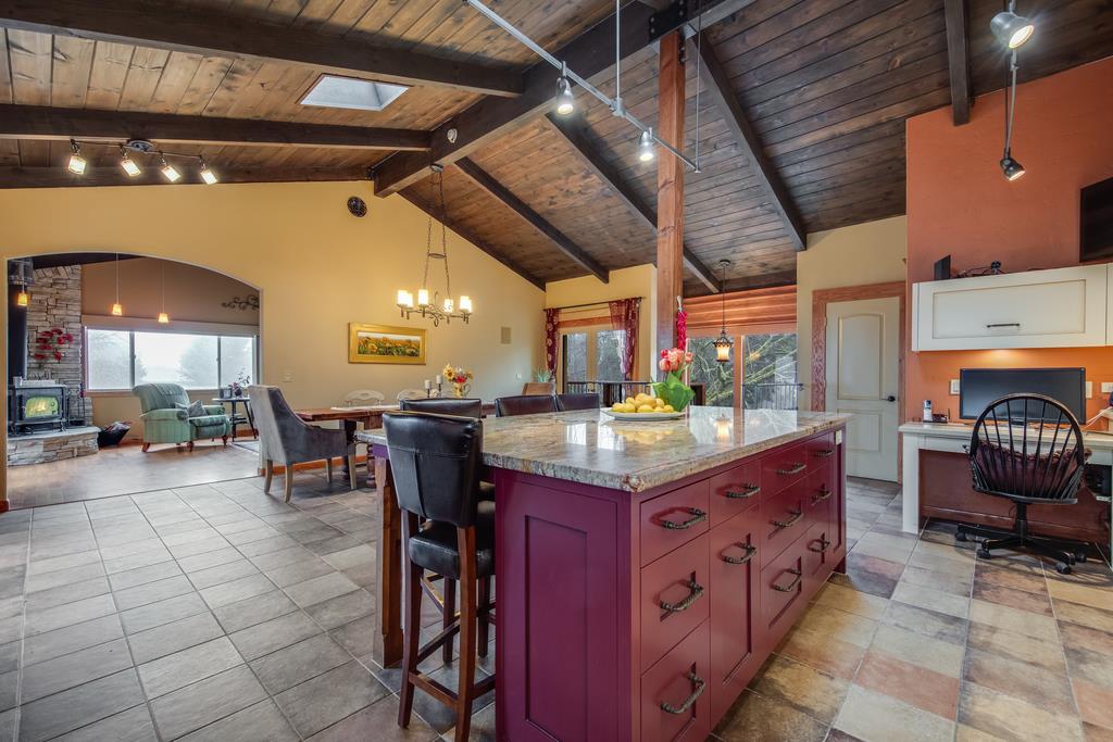21747 Summit Road Los Gatos, CA 95033 - Photo 12 of 45 Gallery Image 12