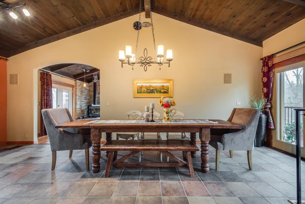 21747 Summit Road Los Gatos, CA 95033 - Photo 14 of 45 Gallery Image 14