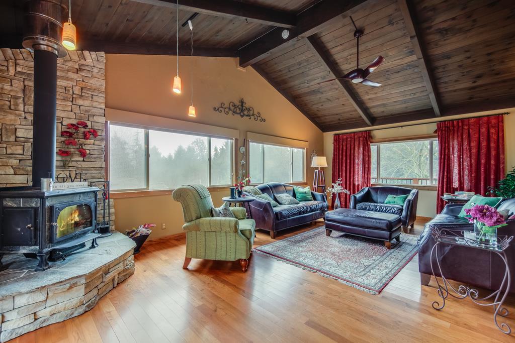 21747 Summit Road Los Gatos, CA 95033 - Photo 16 of 45 Gallery Image 16