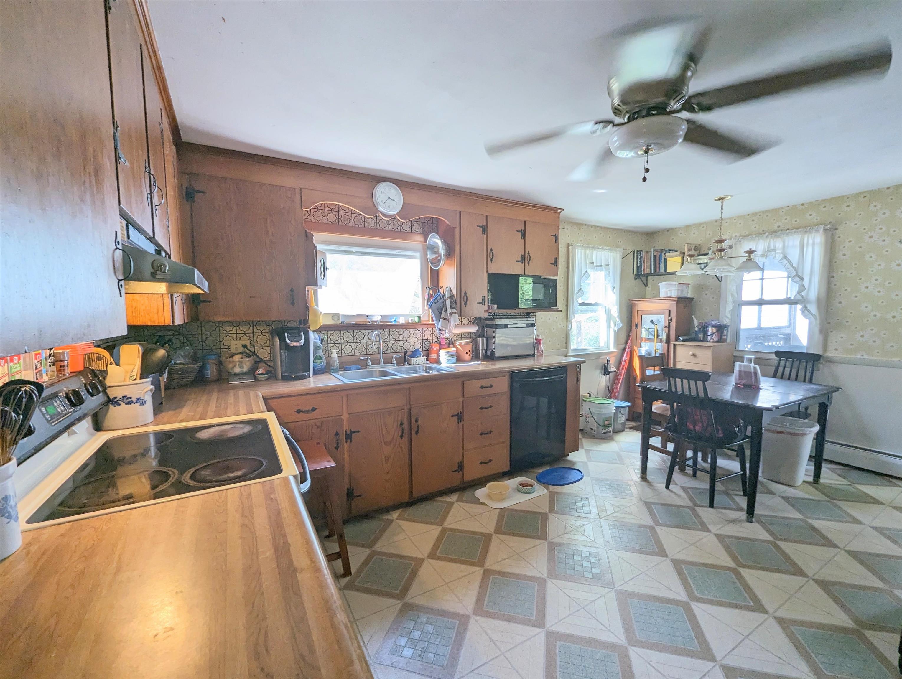 32 Jenkins Road Lee, NH 03861 - Photo 4 of 35