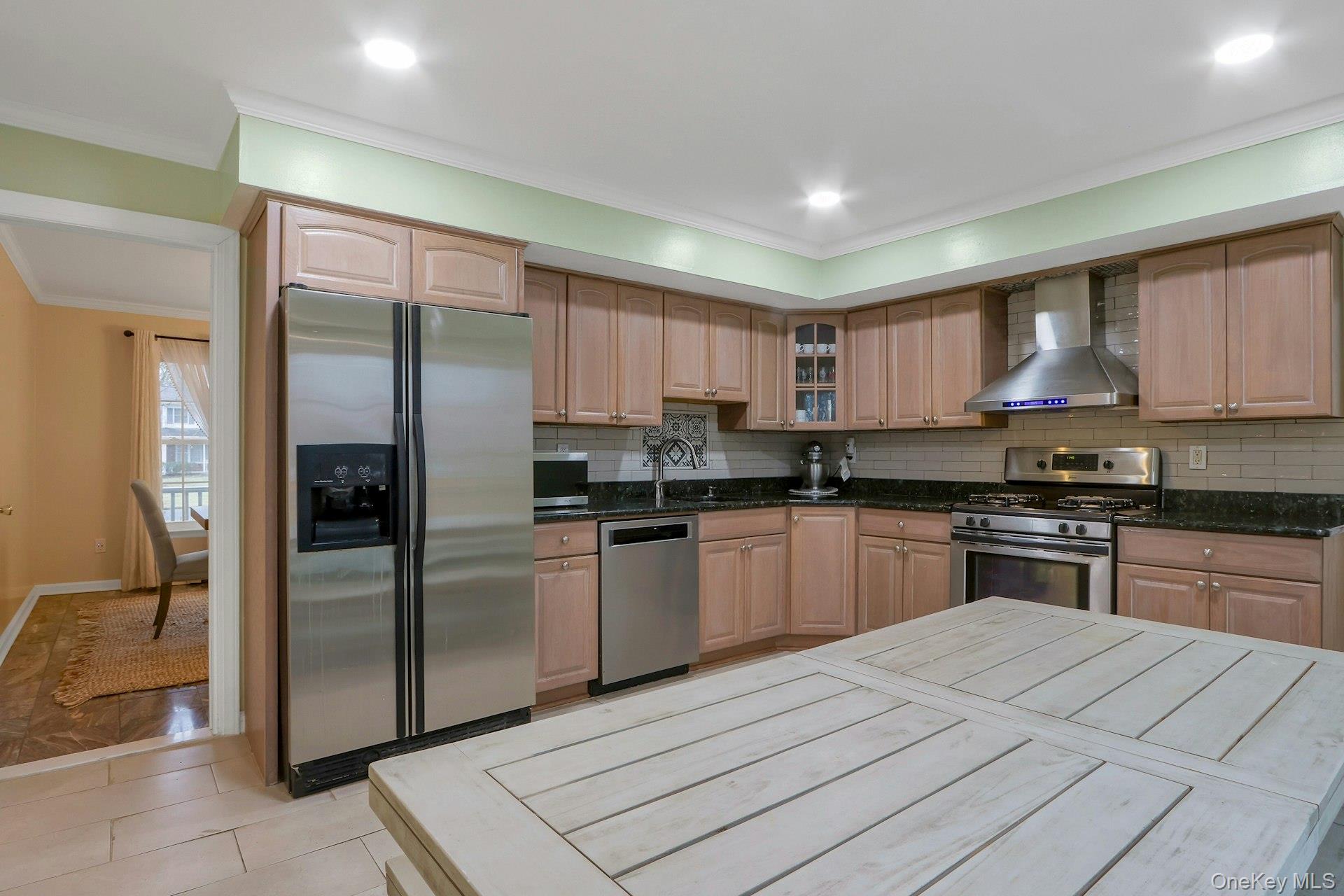 2 Rone Court New City, NY 10956 - Photo 16 of 50 Updated Eat in Kitchen