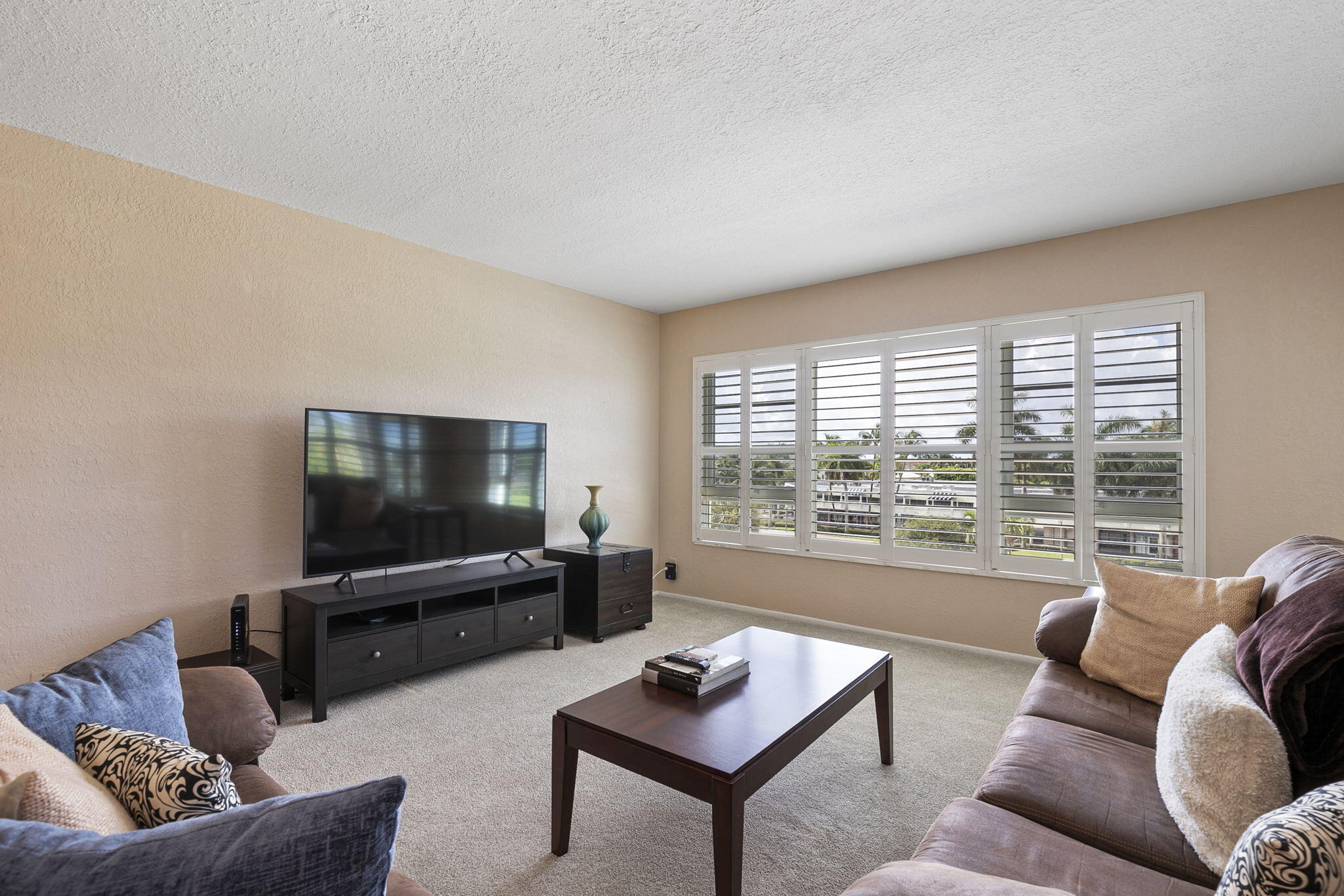 50 E Road, Unit 4F Delray Beach, FL 33483 - Photo 7 of 36 7-web-or-mls-IMG_7438