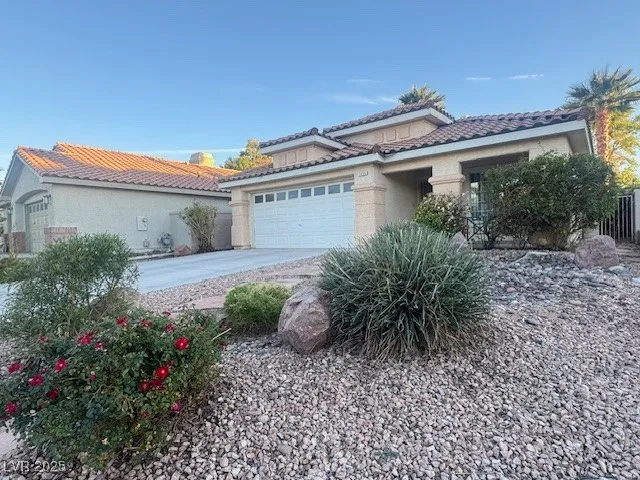 $1,975 | 2455 Avenida Sol, Henderson, NV 89074