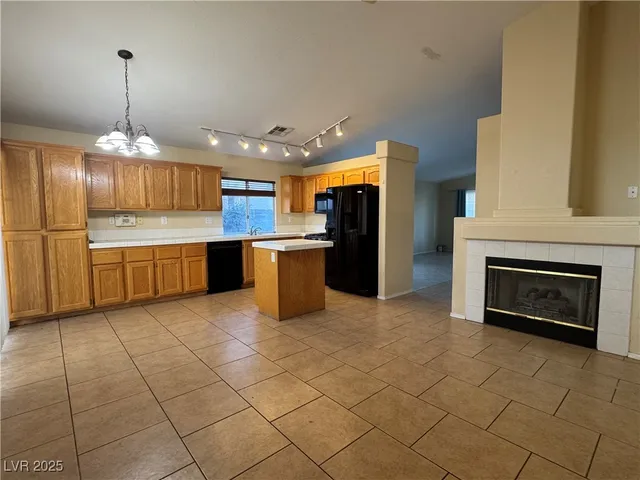 $1,975 | 2455 Avenida Sol, Henderson, NV 89074