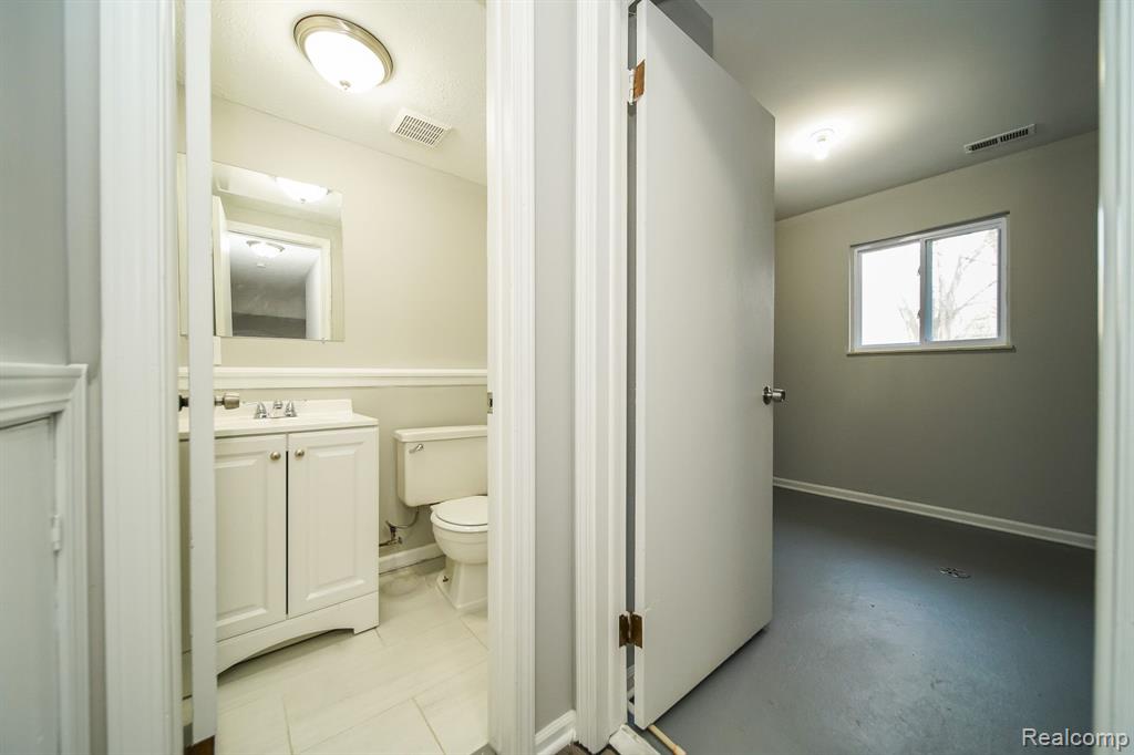 3890 Mason Road Howell, MI 48843 - Photo 29 of 62 Gallery Image 29