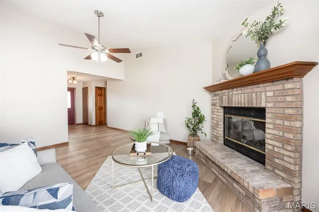 $300,000 | 924 Dere Bere Drive, Mascoutah, IL 62258