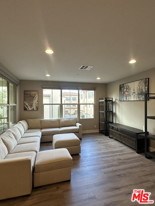 72 Capricorn Irvine, CA 92618 - Photo 13 of 35