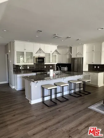 $4,500 | 72 Capricorn, Irvine, CA 92618
