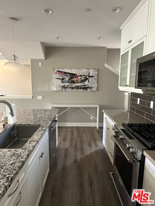 72 Capricorn Irvine, CA 92618 - Photo 7 of 35