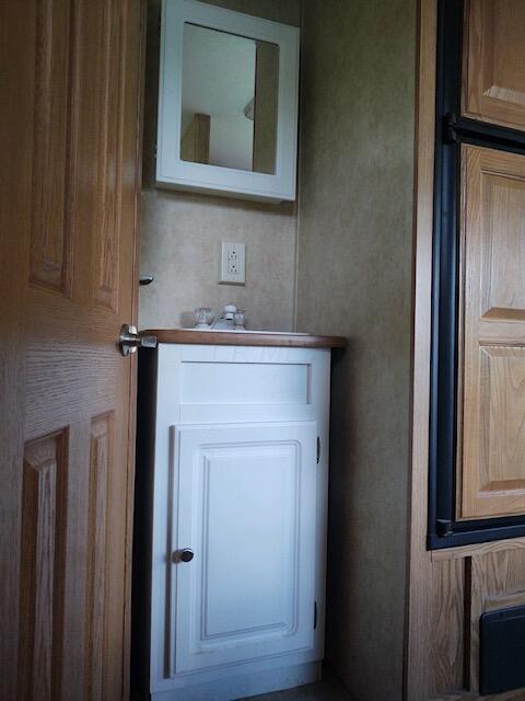 57640 St John Road Quaker City, OH 43773 - Photo 49 of 51 Bathroom-4