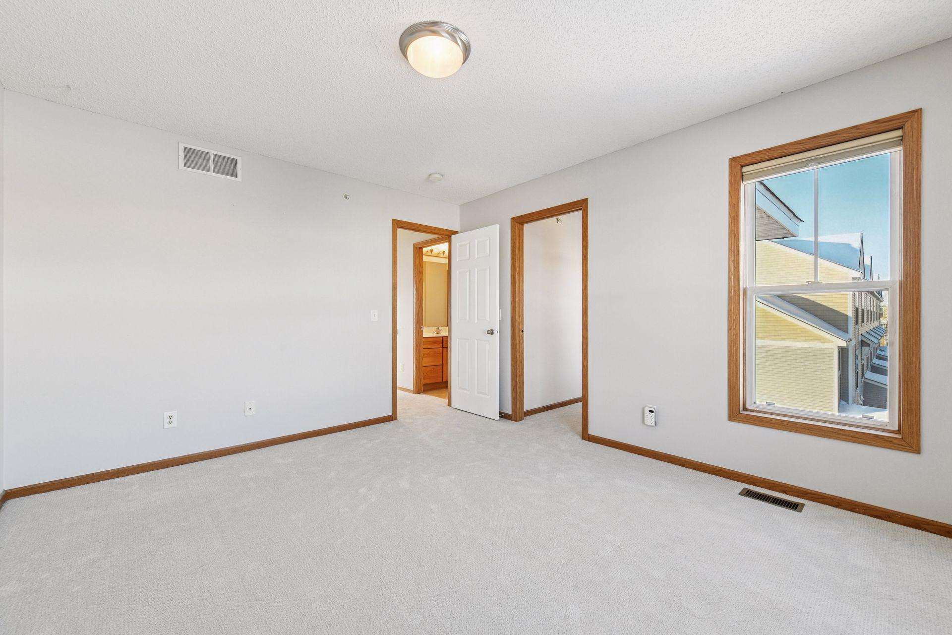 3124 Thoreau Road Chaska, MN 55318 - Photo 13 of 30 Gallery Image 13