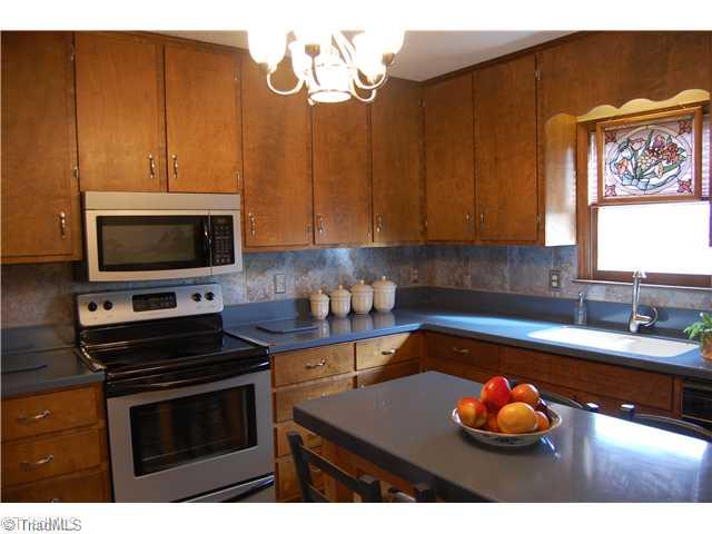 208 Spring Creek Road Summerfield, NC 27358 - Photo 3 of 12 Kitchen.
