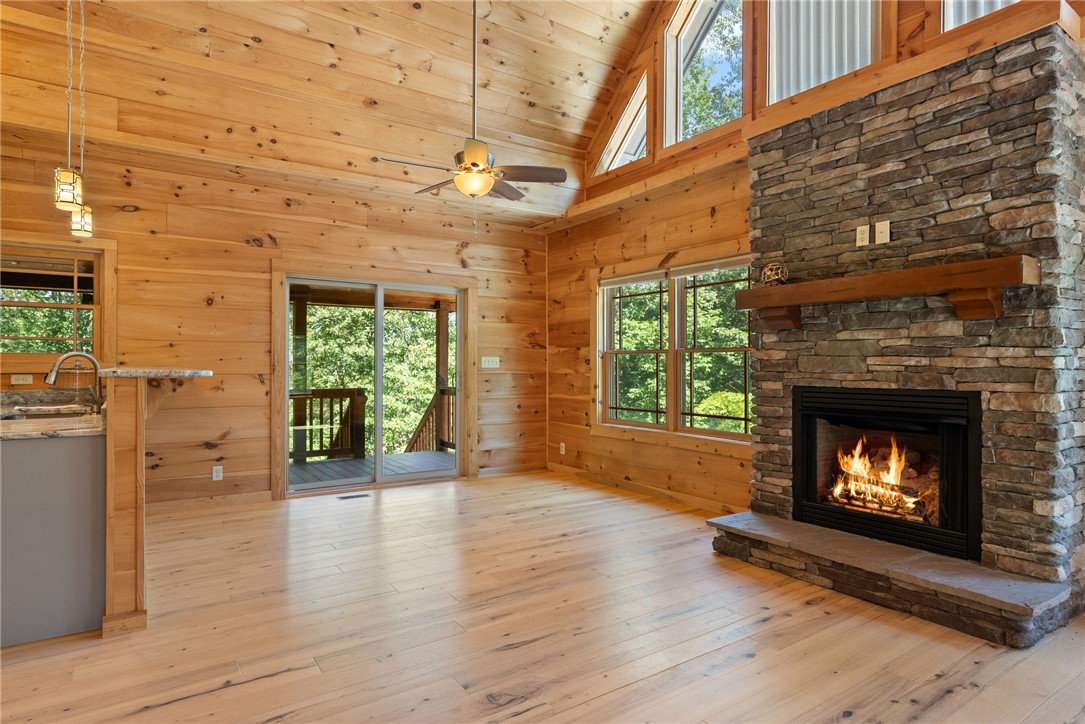 711 Scharlin Drive Pickens, SC 29671 - Photo 12 of 50 Great Room