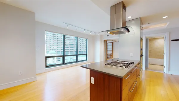$6,000 | 45 Province Street, Unit 2107, Boston, MA 02108