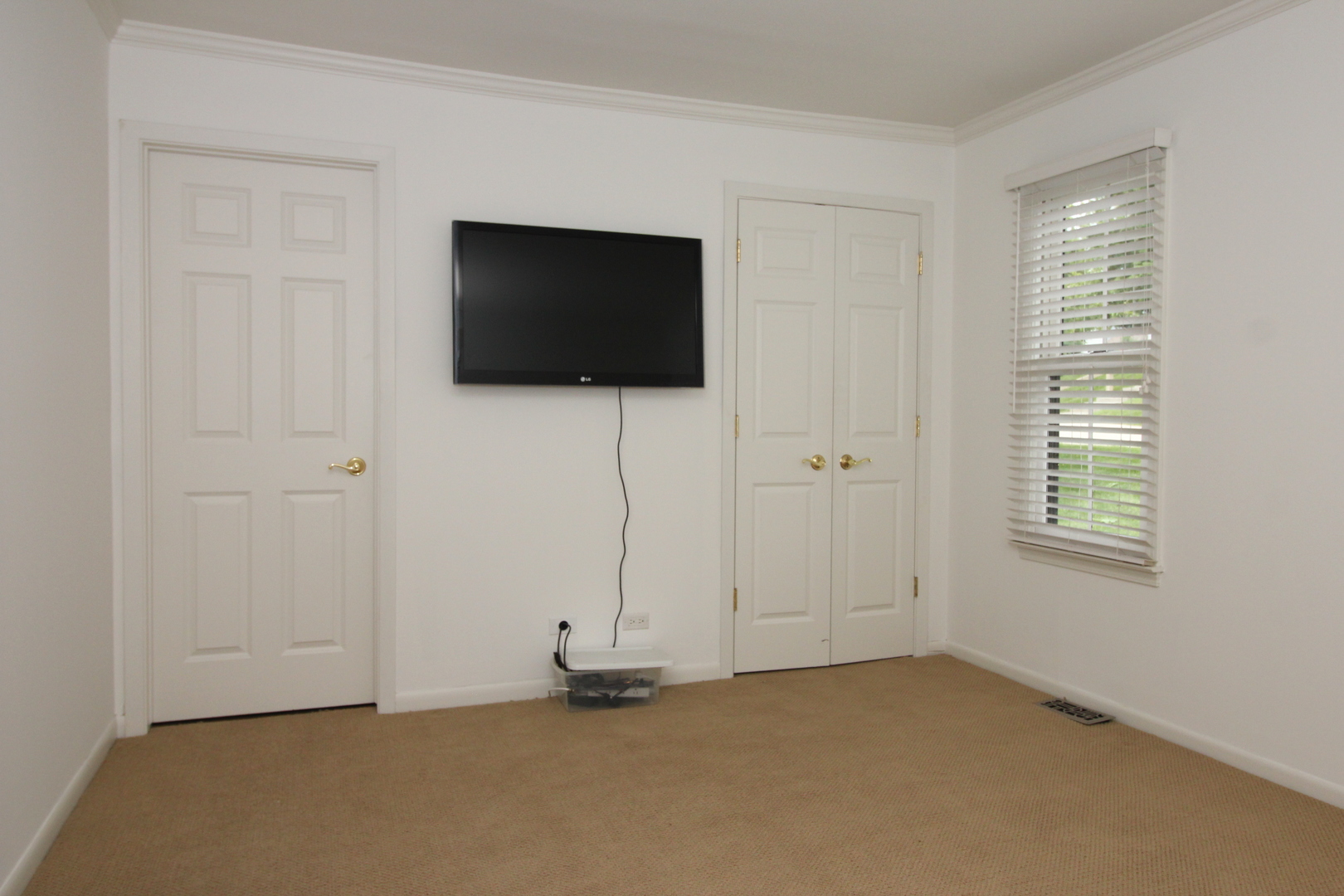 756 Chandler Road Gurnee, IL 60031 - Photo 11 of 23