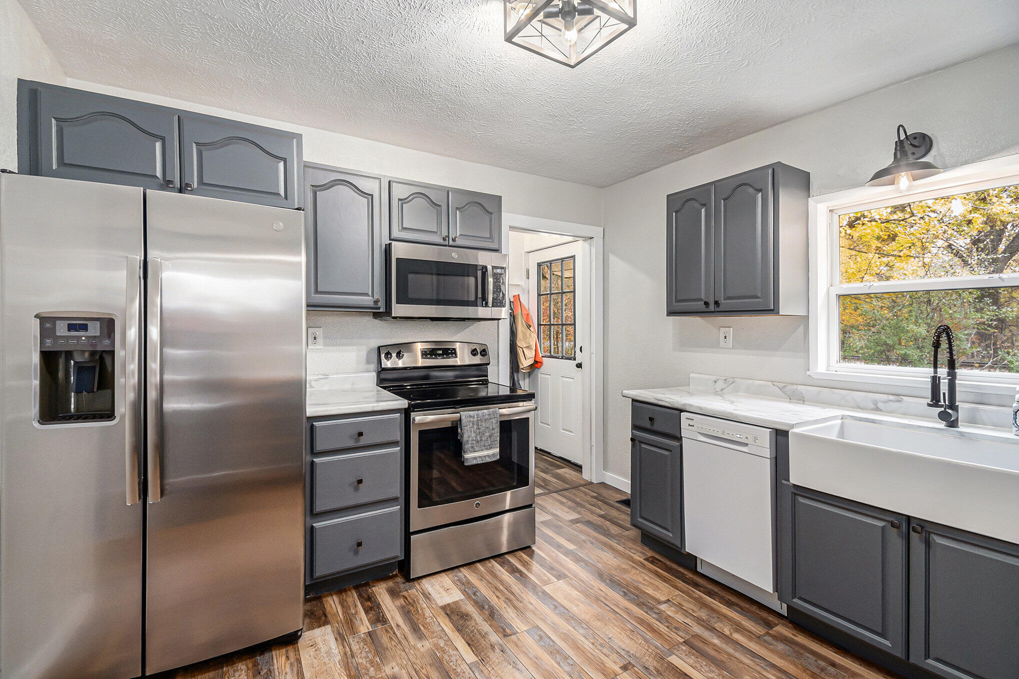 1183 Miller Road Plainwell, MI 49080 - Photo 5 of 19 1183 Miller Rd