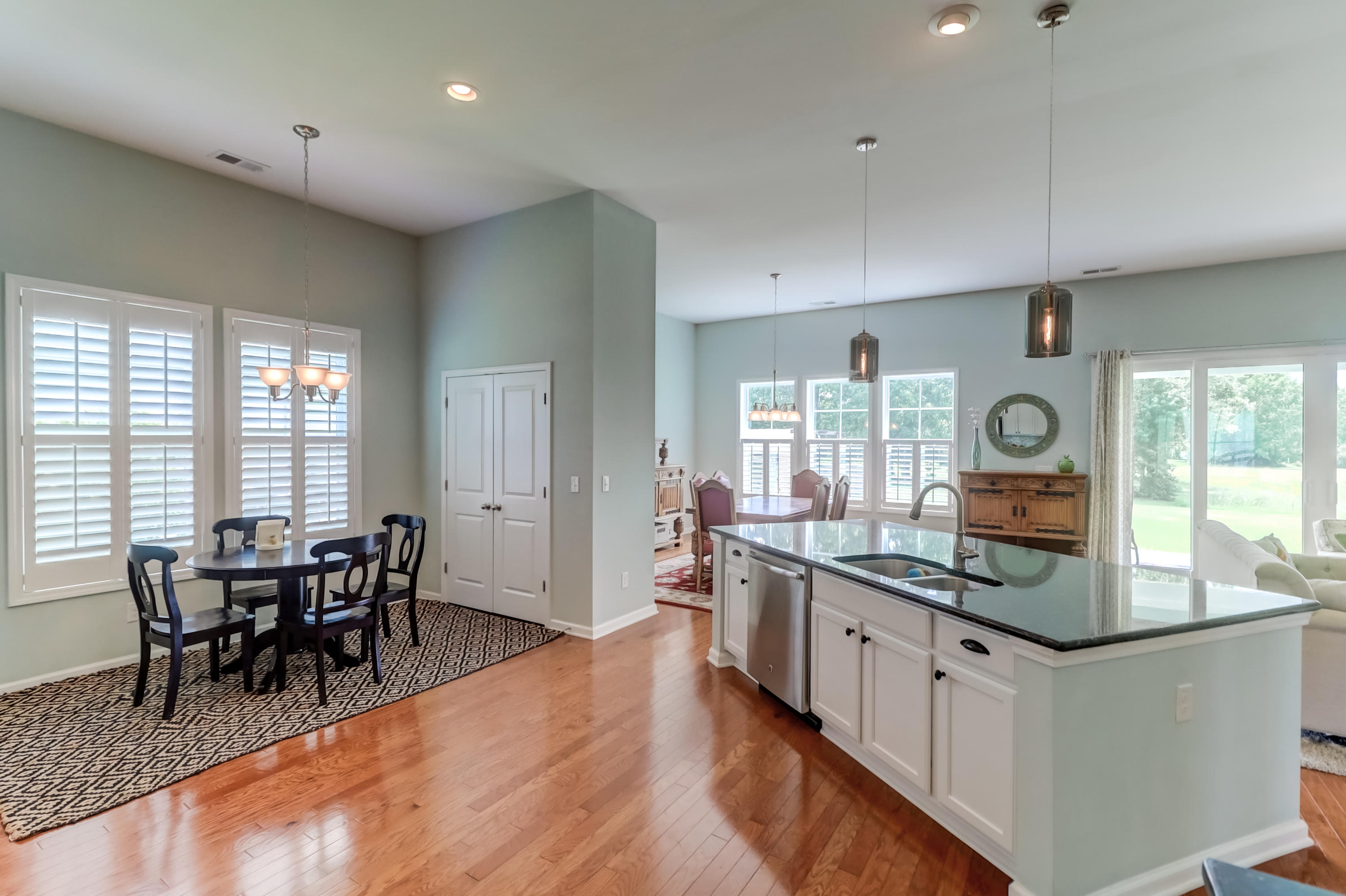 1206 Raven Road Hanahan, SC 29410 - Photo 12 of 43 1206 Raven Rd (35)
