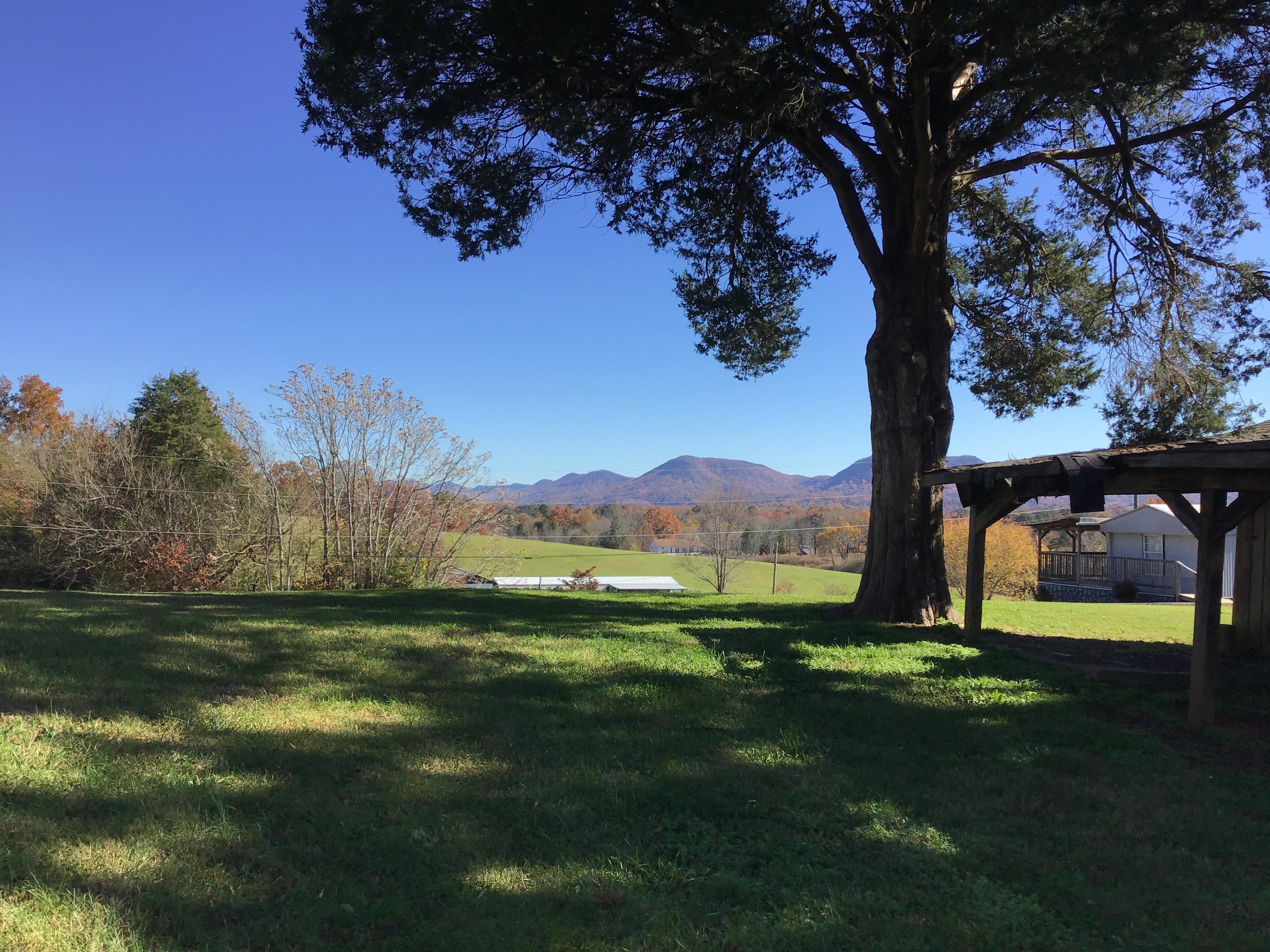 308 East Mountain View Road Corryton, TN 37721 - Photo 3 of 4 25462E7E-4AEC-48E9-A334-EA7374D6B8DE