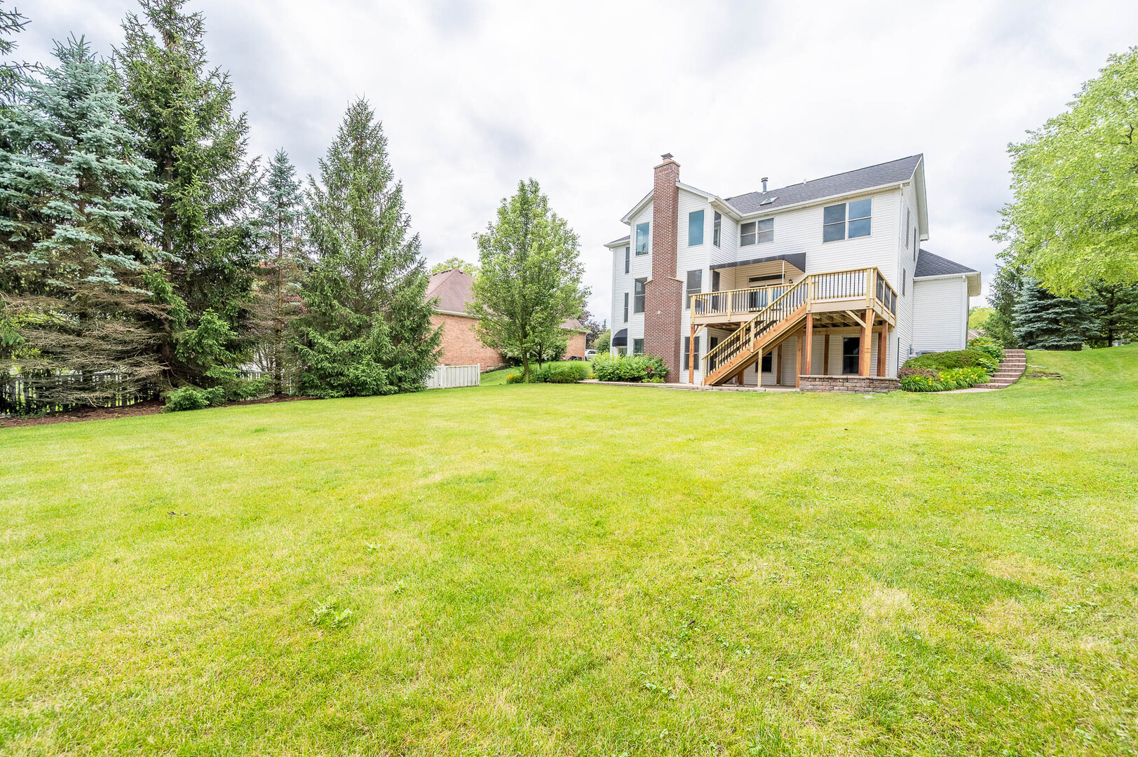 1295 Hunters Ridge West Hoffman Estates, IL 60192 - Photo 32 of 32 Gallery Image 32