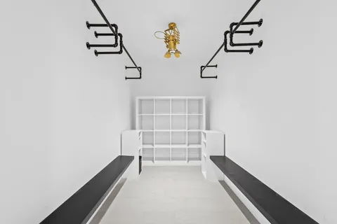 $429,000 | 877 Northeast 195th Street, Unit 422, Miami, FL 33179