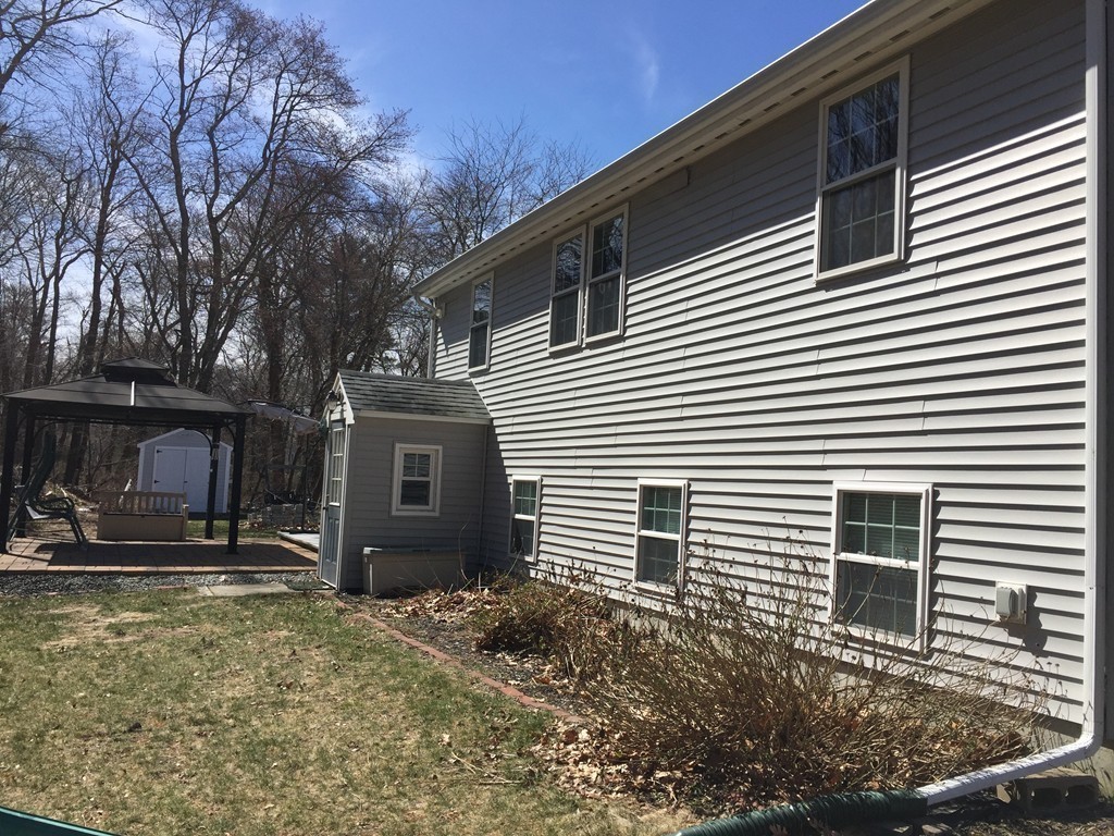 58 Sundin Road Weymouth, MA 02188 - Photo 9 of 10 Gallery Image 9