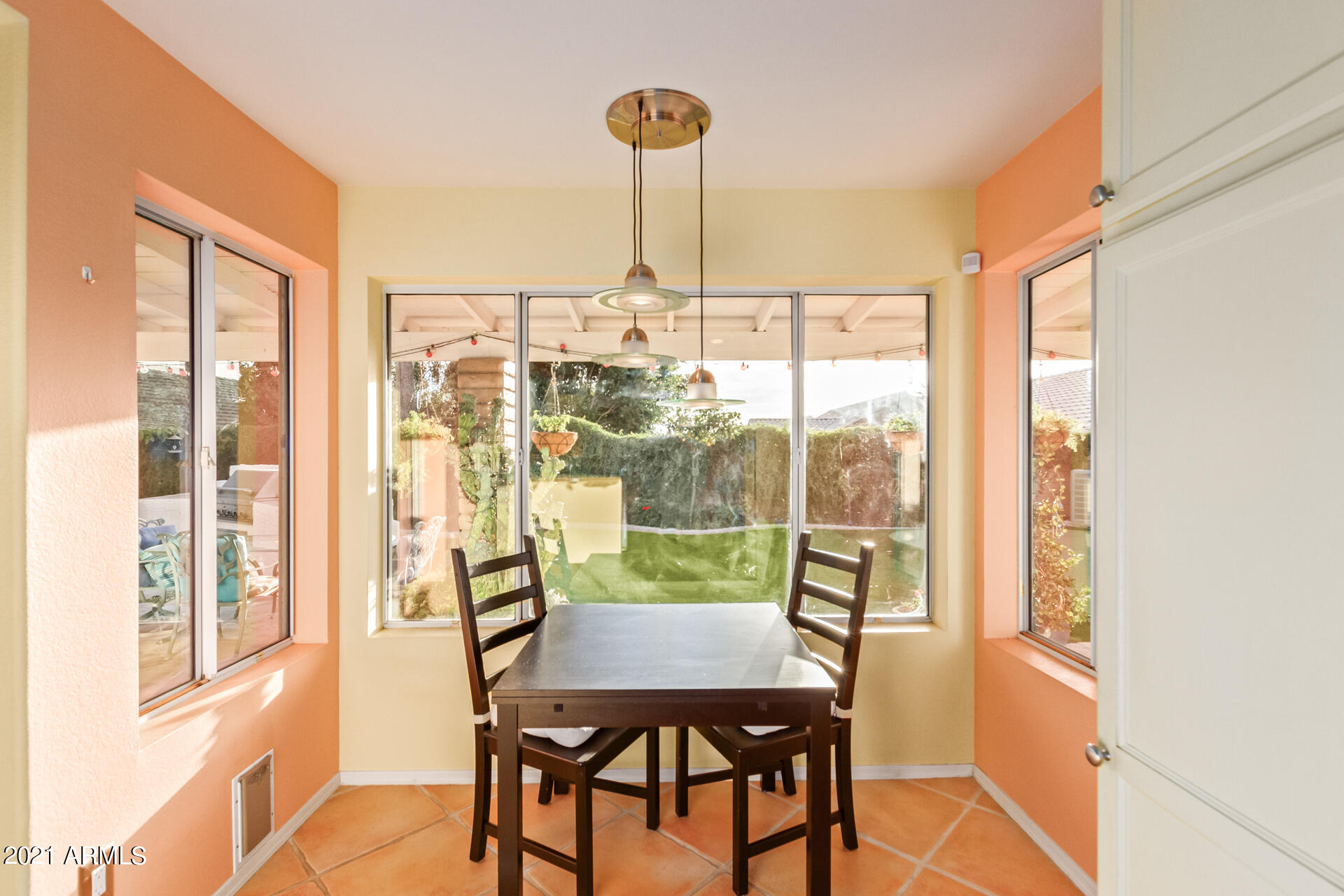 359 West Brisa Drive Gilbert, AZ 85233 - Photo 13 of 40 Breakfast Nook